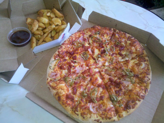 Pith Comorama mark Domino's Pizza, ruda mai săracă a lui Pizza Hut - FoodCrew