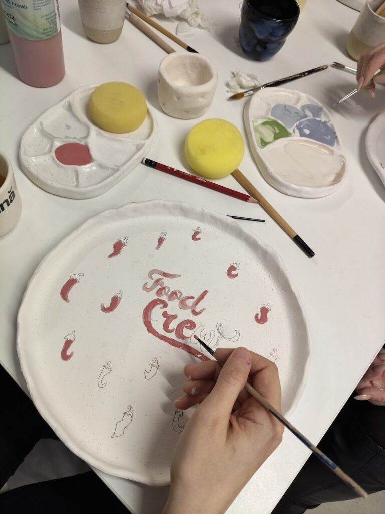 Atelierul de pictură - Gruni for fun - FoodCrew