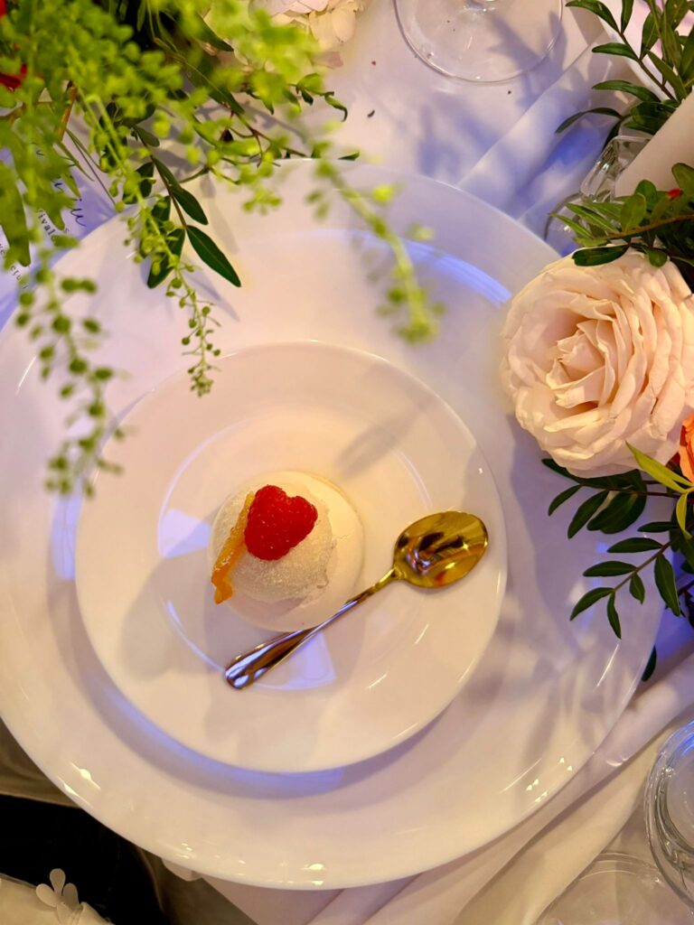 Pavlova - Cină în 4 acte - FoodCrew