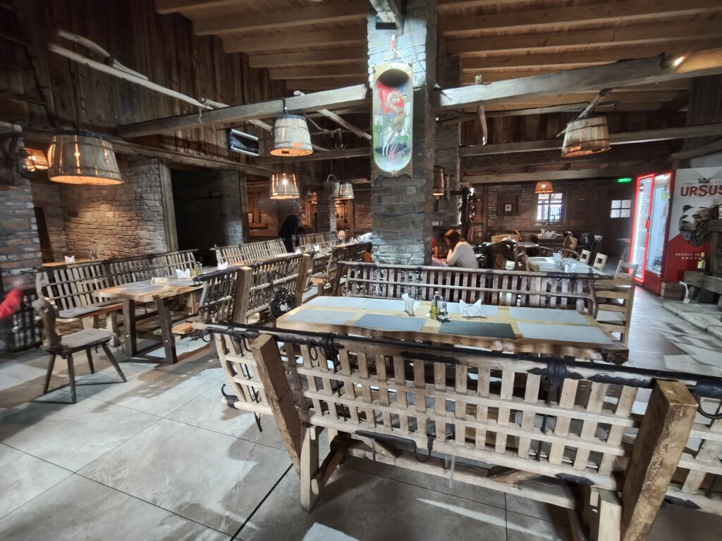 Casa Gugulanilor - FoodCrew